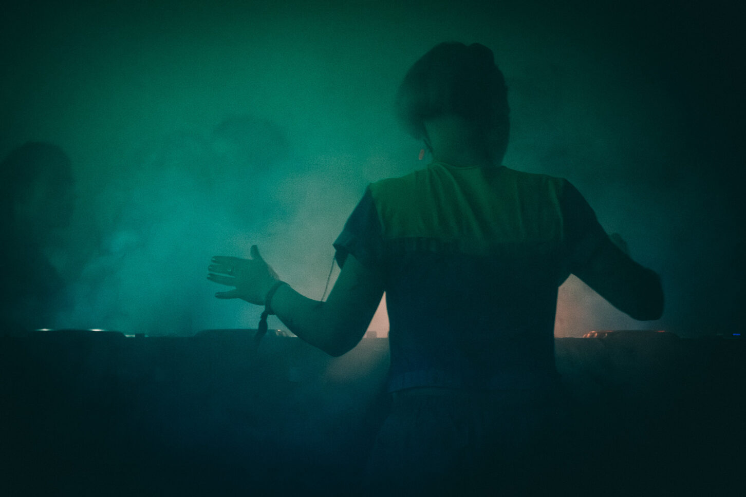 Masha of Kindergarten DJing at the main stage of Sustain-Release.